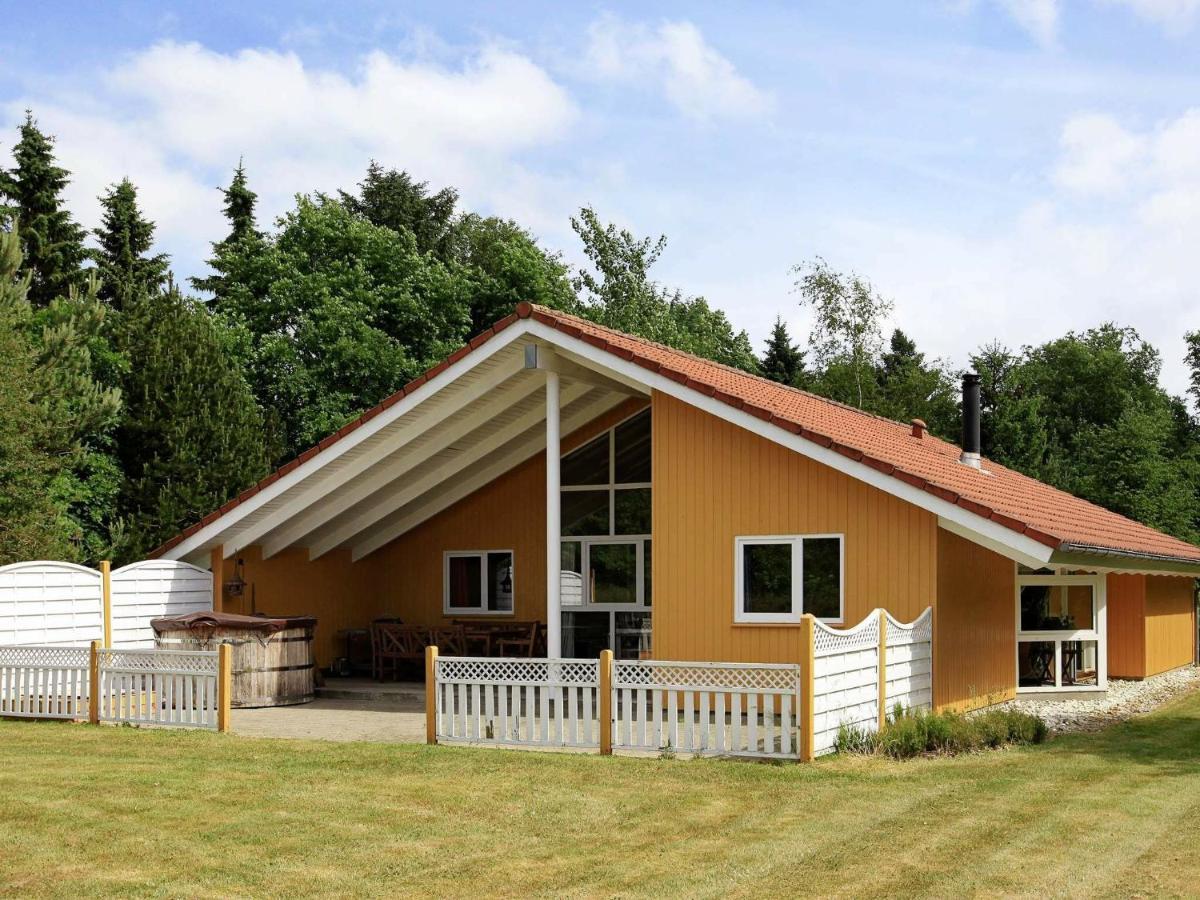 6 Person Holiday Home In Ansager Екстер'єр фото