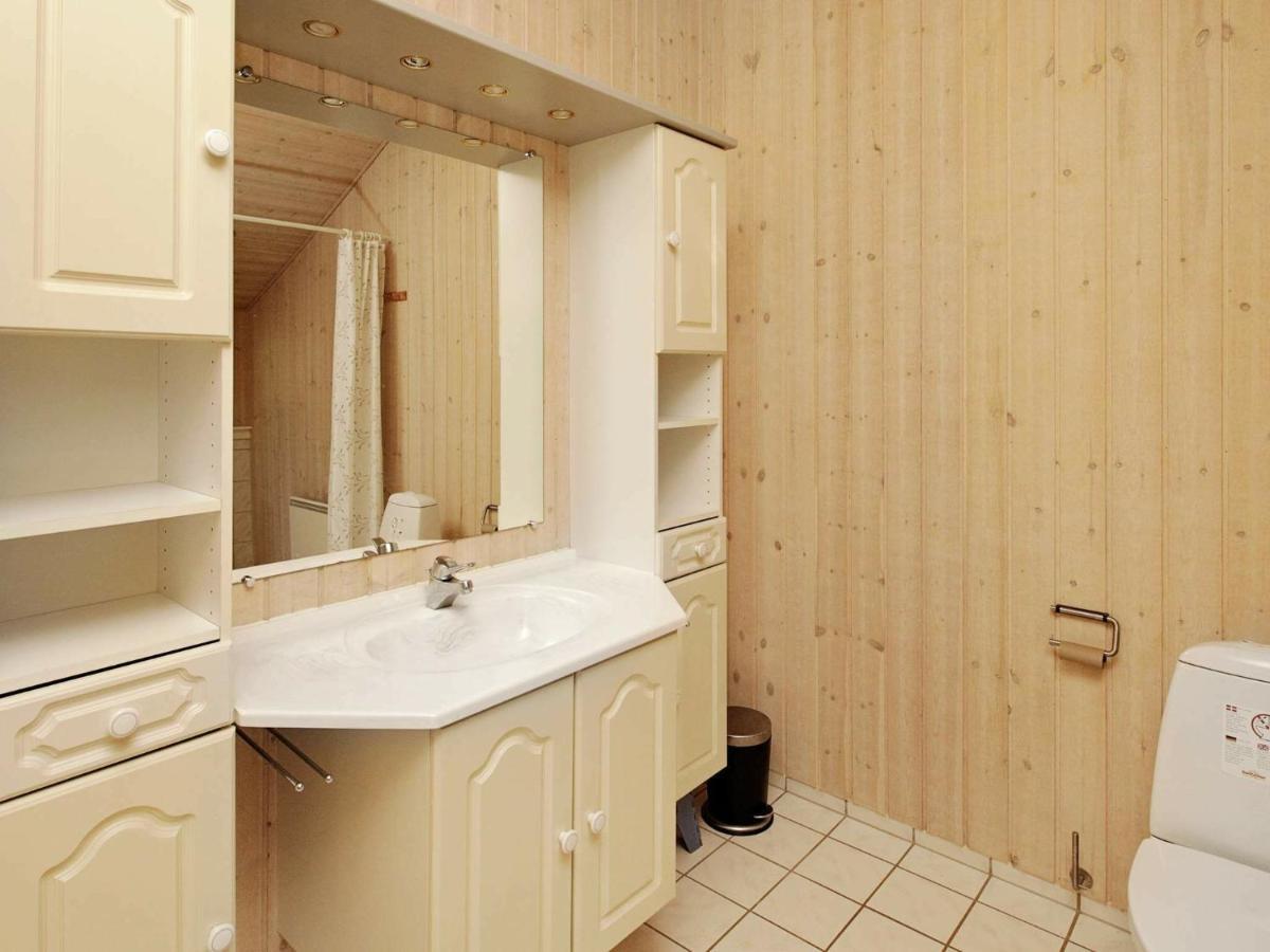 6 Person Holiday Home In Ansager Екстер'єр фото
